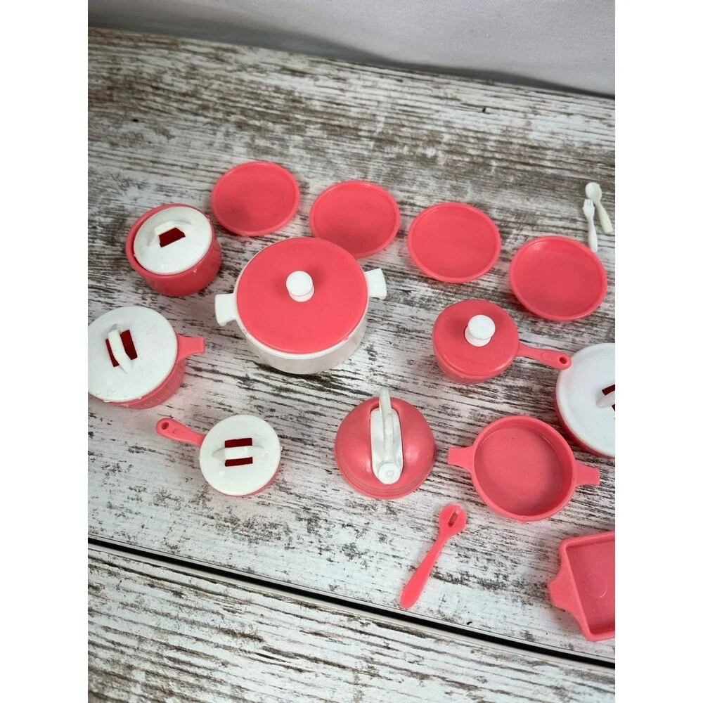70s 80s Barbie Dream House Kitchen Dishes Pink White Mixed Lot Pans Pans Utensil